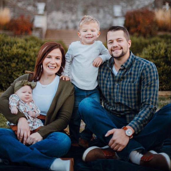 Meet your Posher, Brooke - Picture 1 of 1